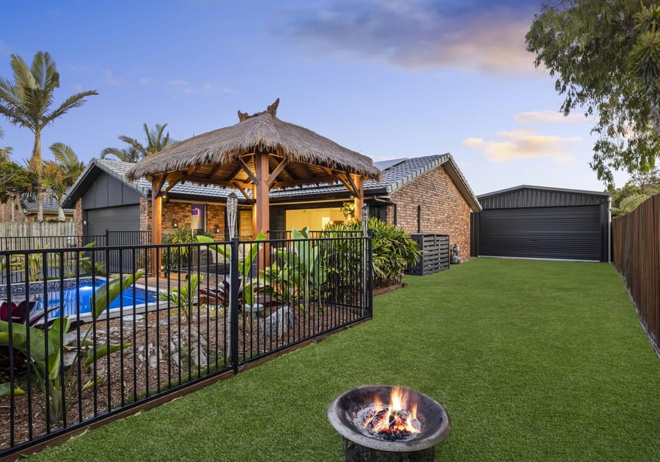 Beachside Entertainer, Family & Lifestyle Perfection!