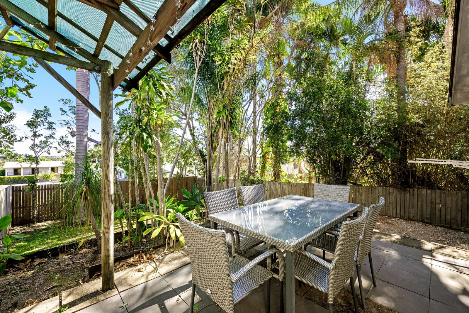 Triplex – 400m to Beach, Development Site