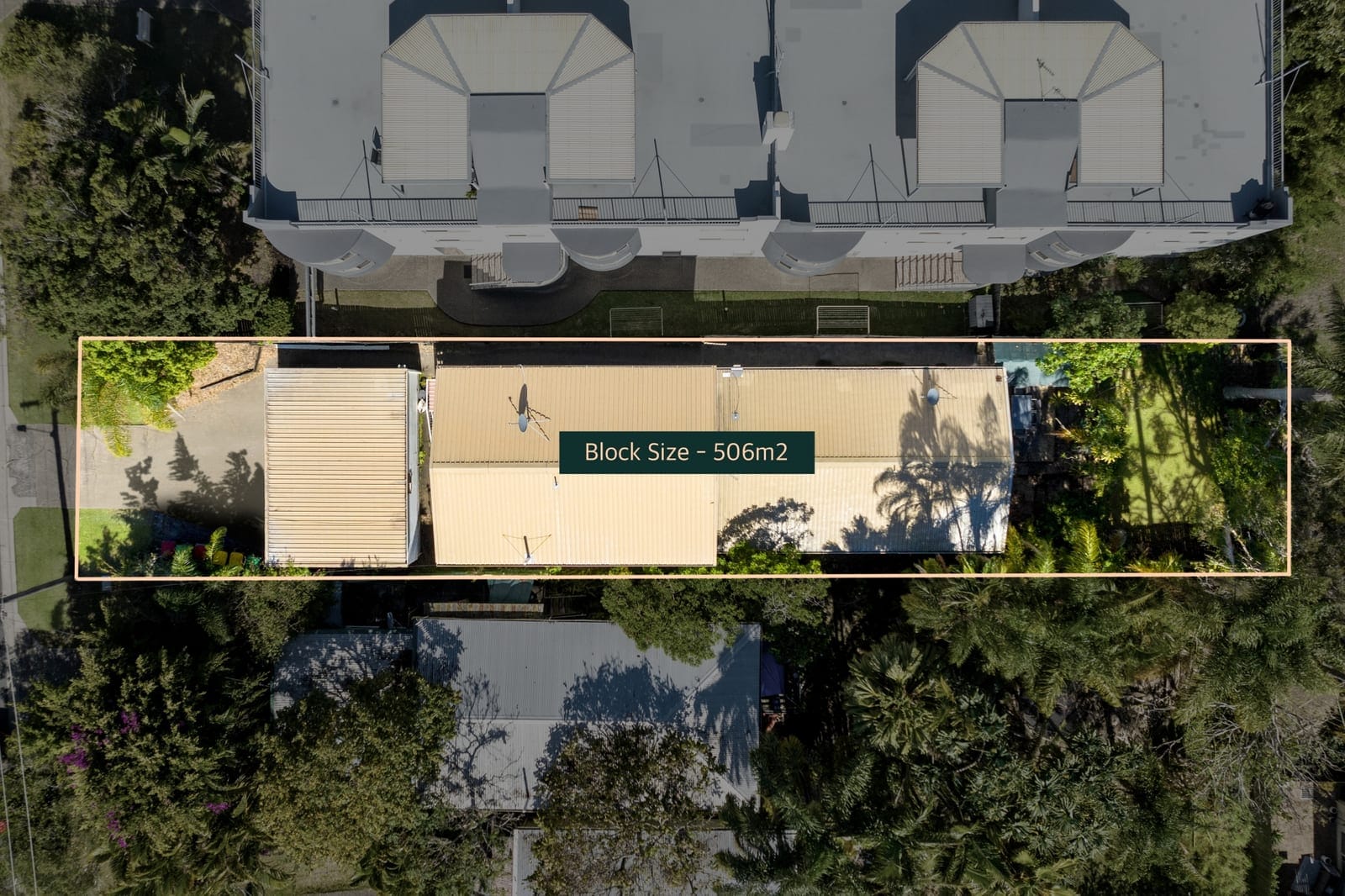 Triplex – 400m to Beach, Development Site