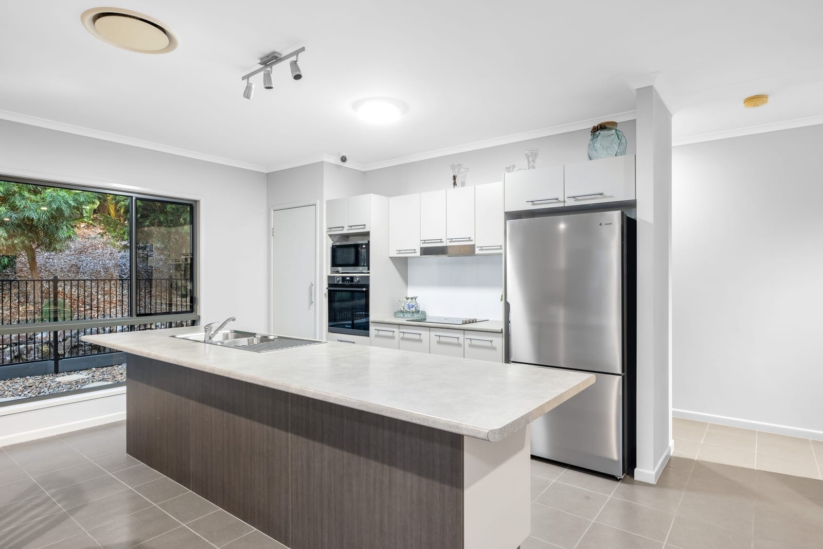 Elevation, Design, Lifestyle