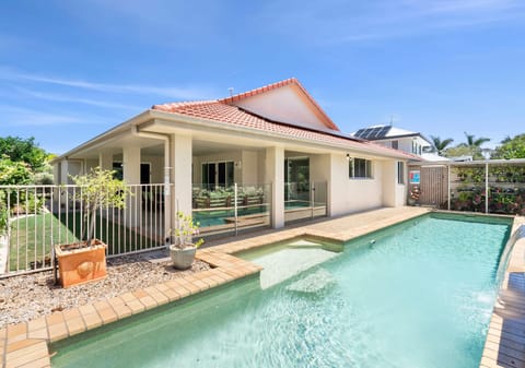 Beachside Opportunity – Single Level Home on 714sqm