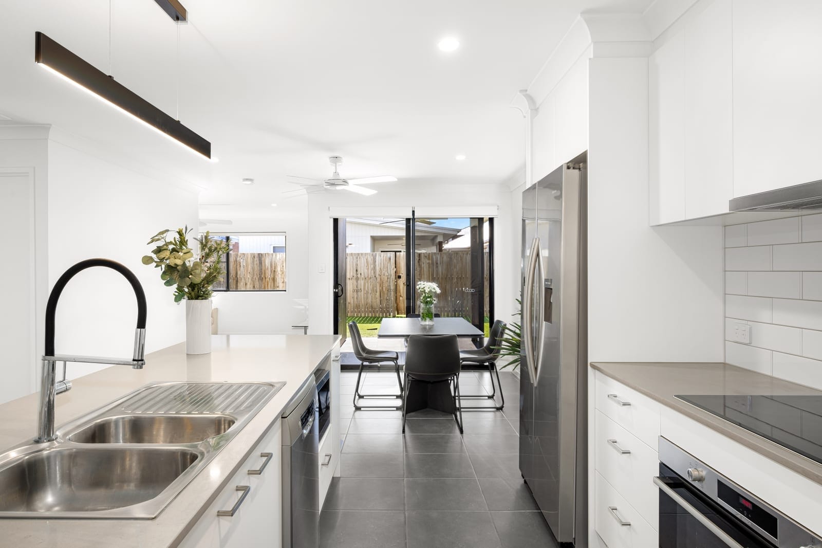 Minimal Maintenance, Maximum Lifestyle