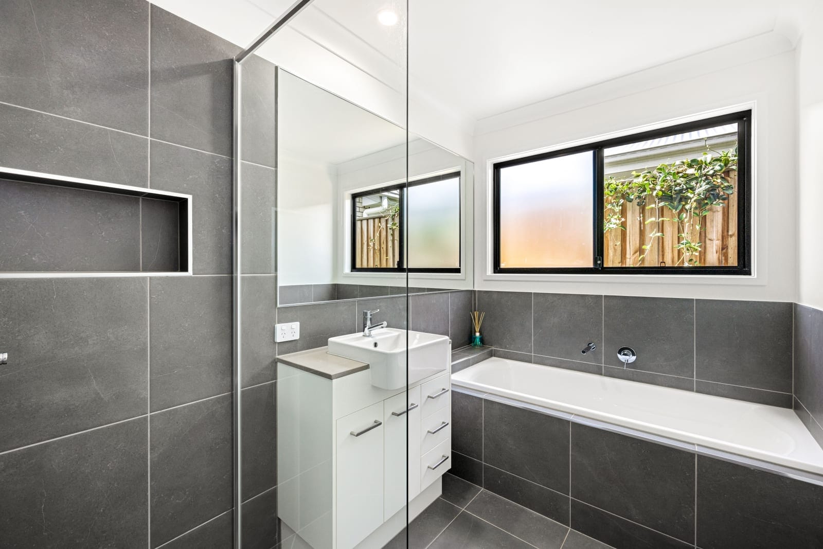 Minimal Maintenance, Maximum Lifestyle