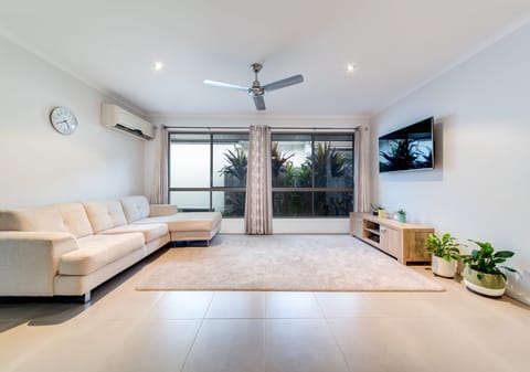 Effortless, Family-Friendly Living!