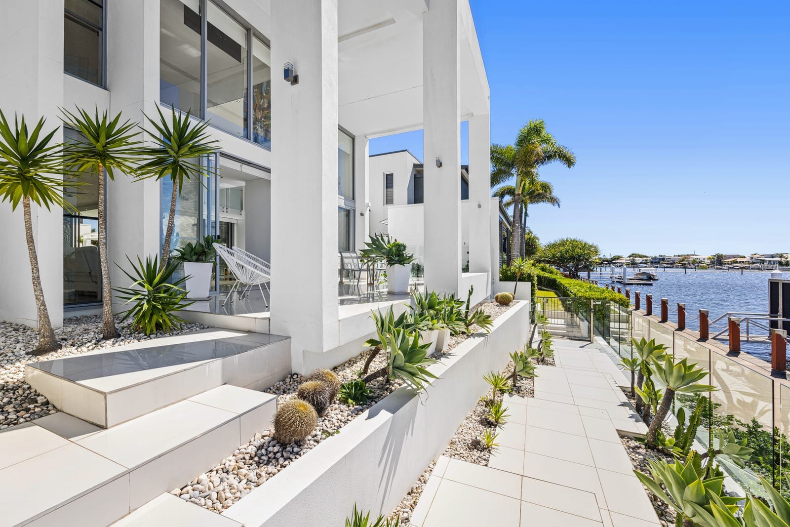 A Waterfront Oasis in the Heart of the Sunshine Coast