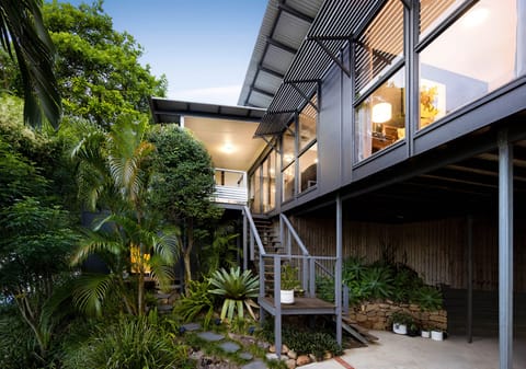 Nature Lovers Hideaway in Coolum Beach