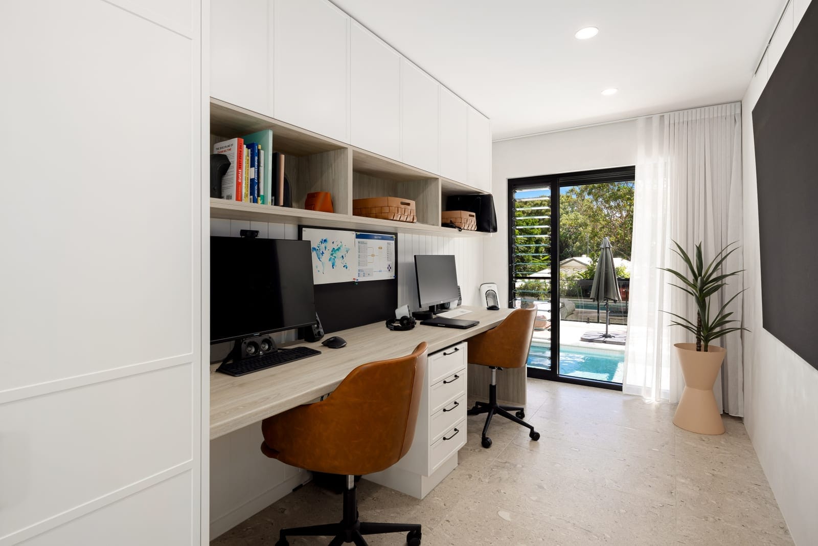 Elegant Entertainer on Private, Leafy ¼ Acre