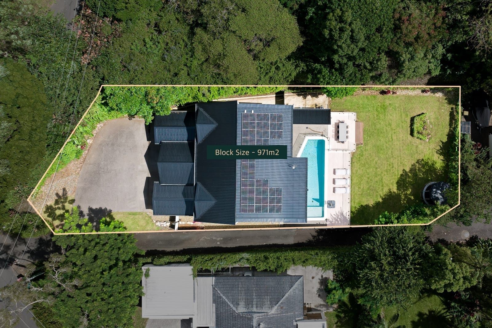 Elegant Entertainer on Private, Leafy ¼ Acre