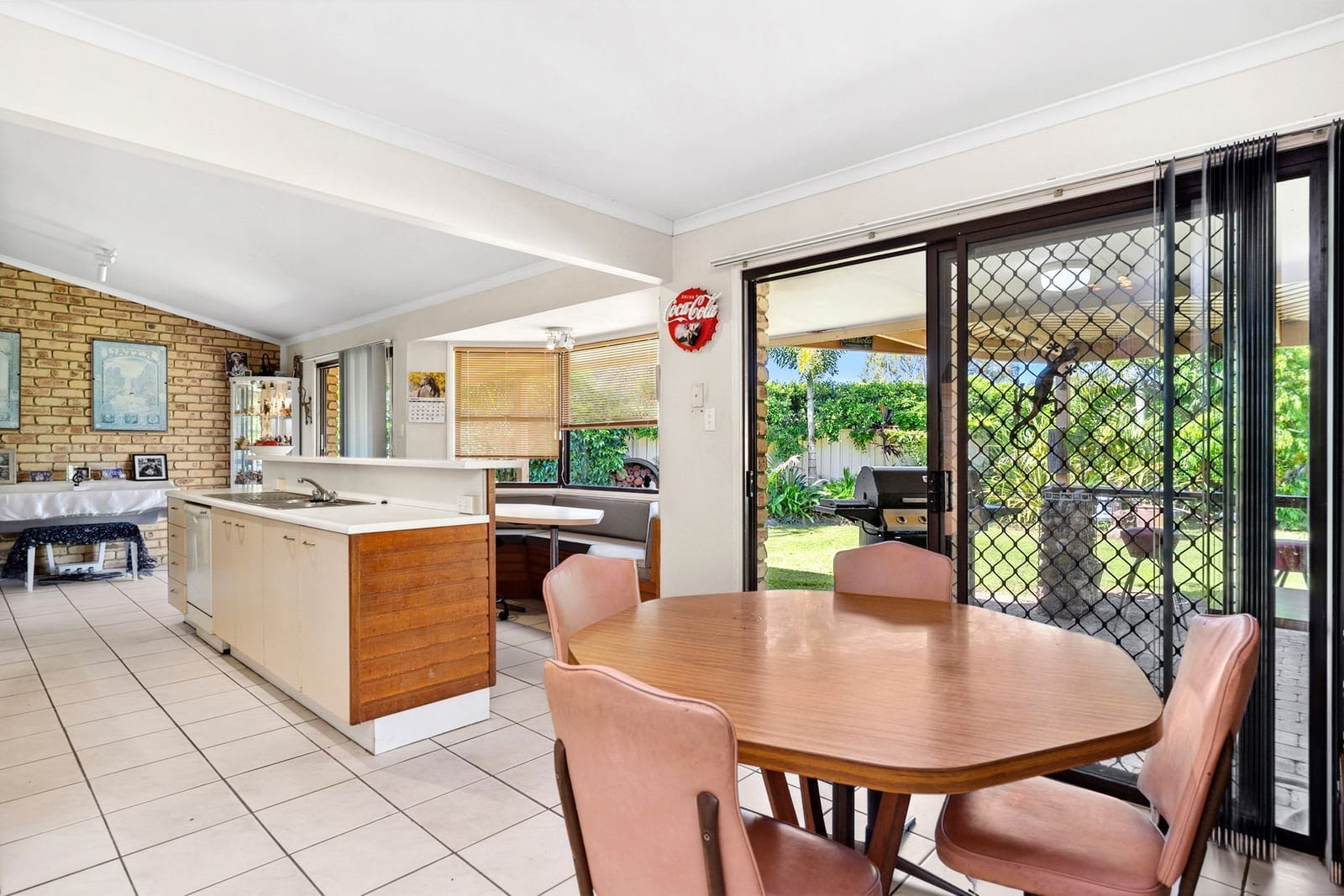 Situated on a generous 715m2 block