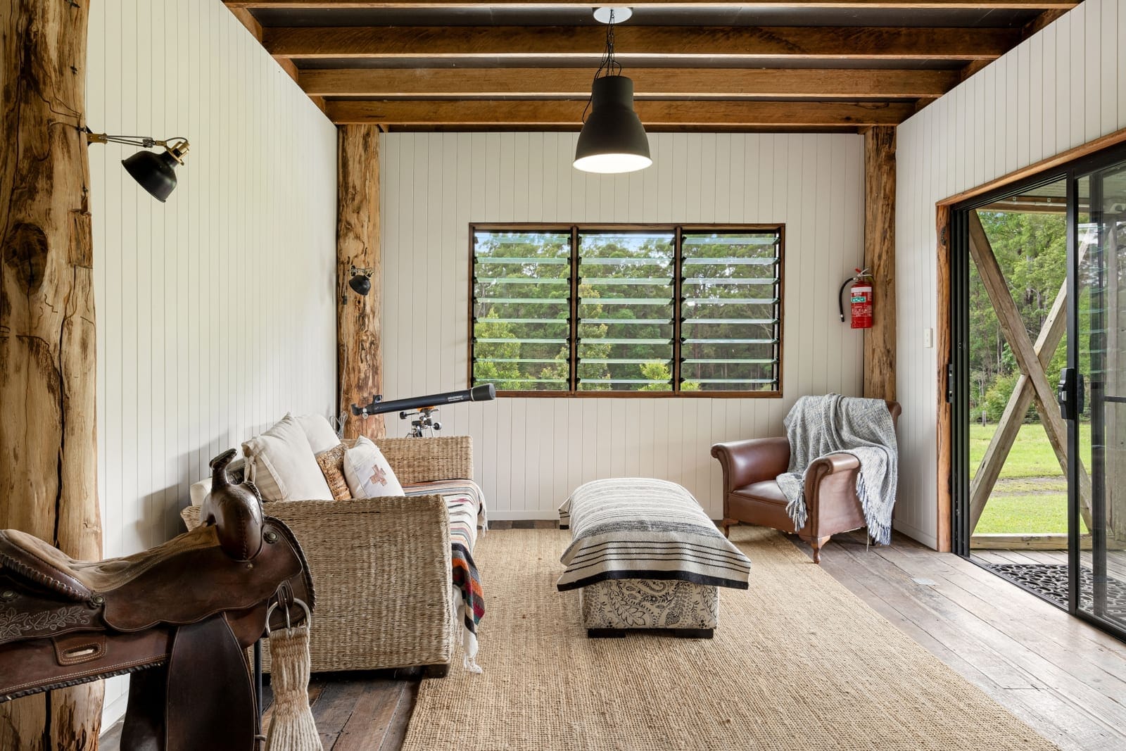 STUNNING SUNSHINE COAST HORSE & CATTLE ACREAGE