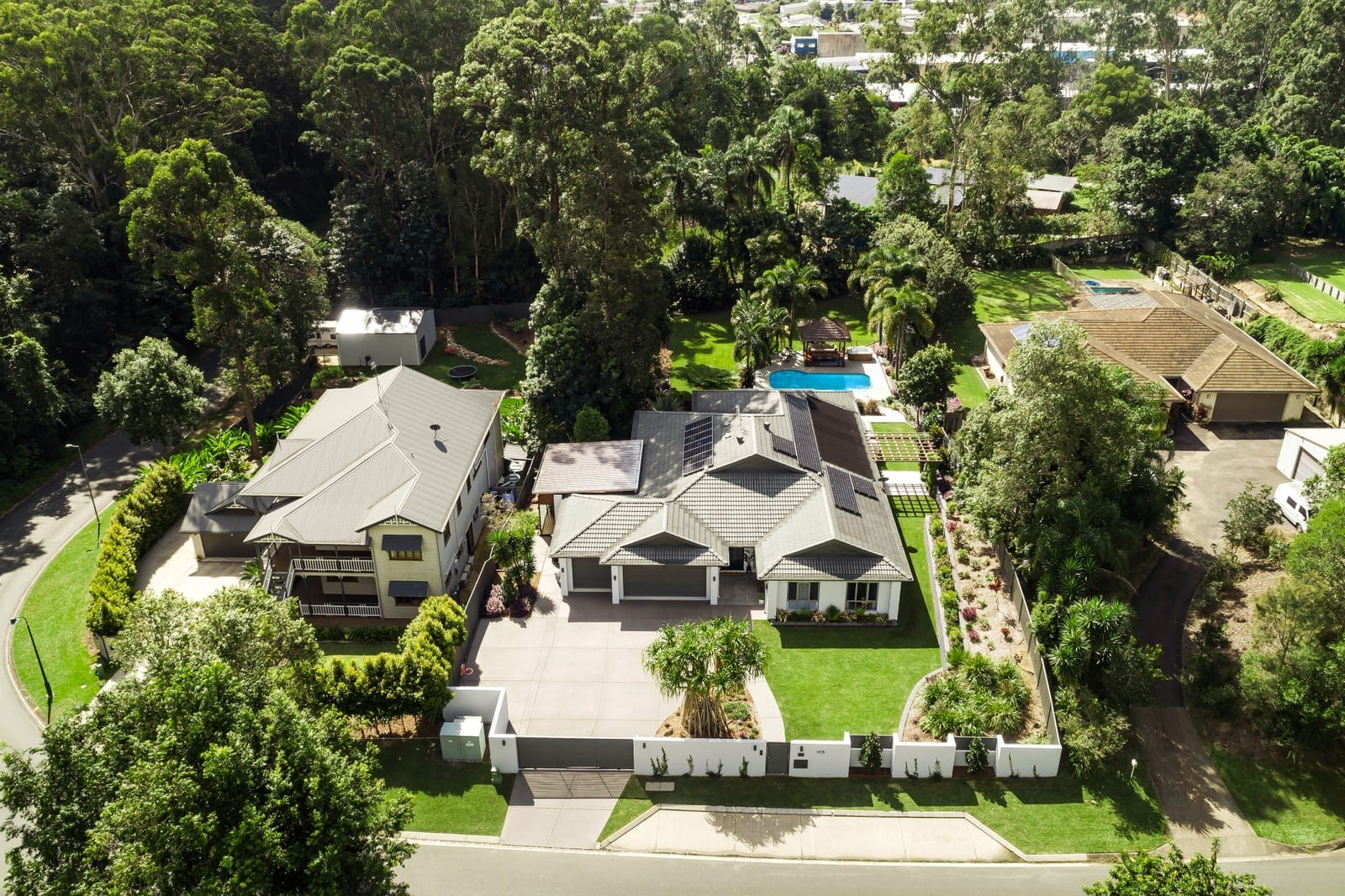 Stunning North Facing Entertainer