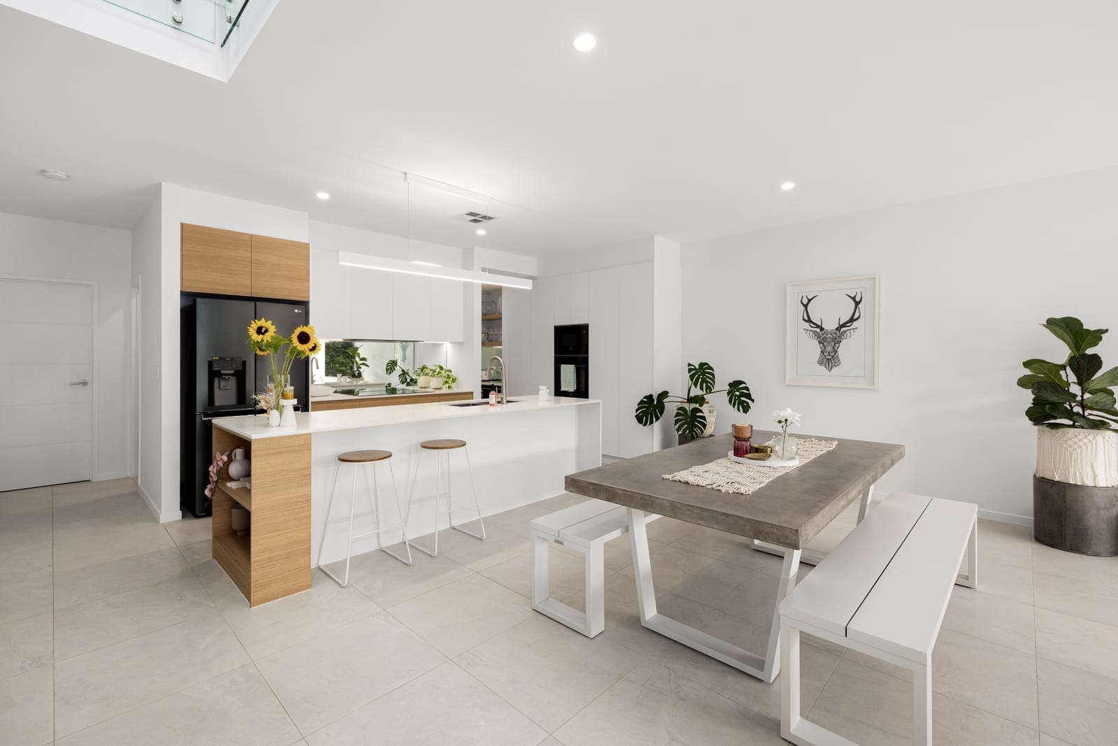 Effortless Living, Contemporary Elegance