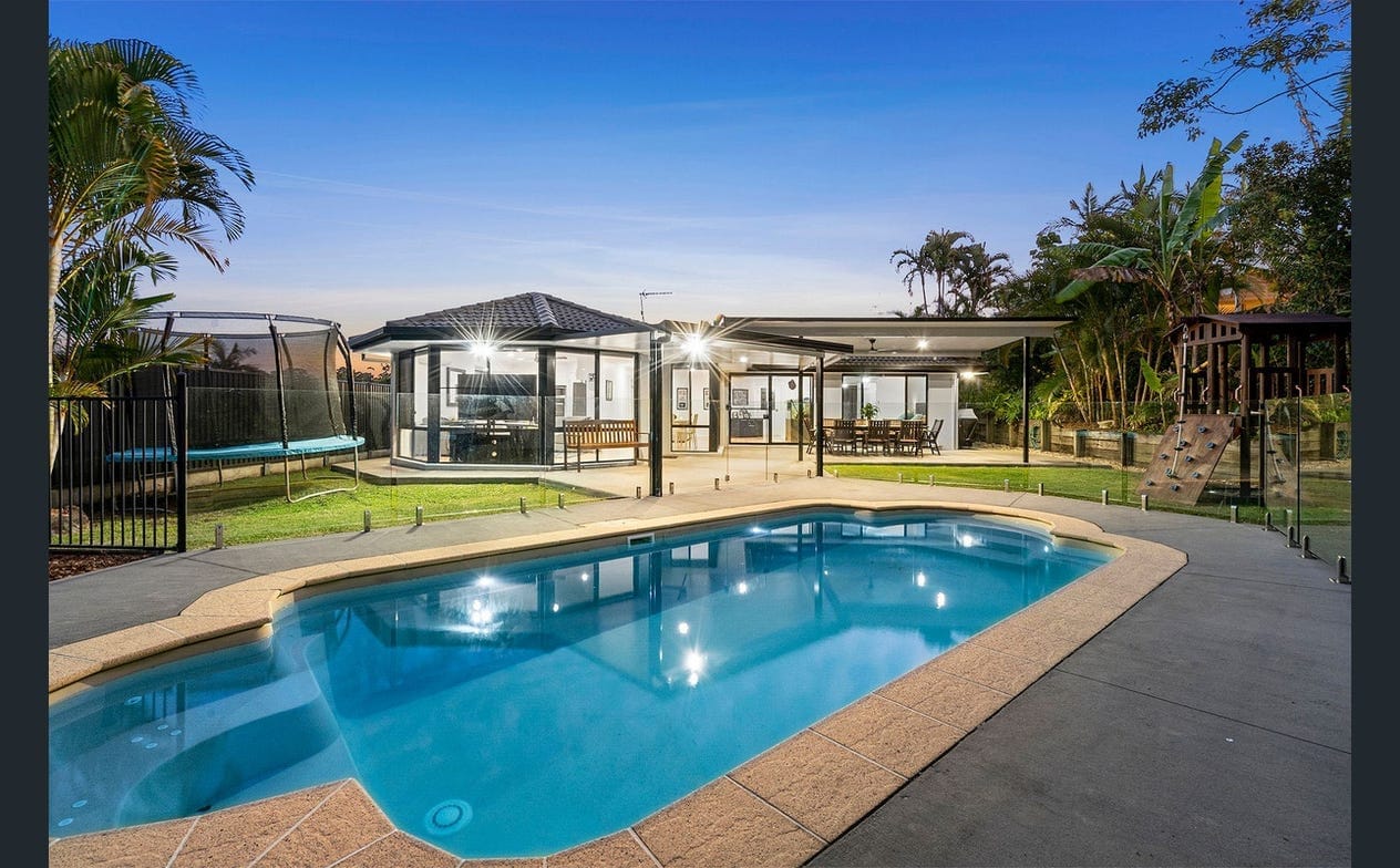 Move the Family to Beautiful Buderim!