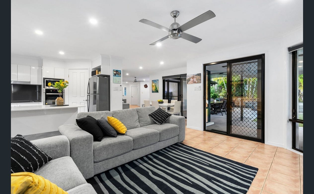 Move the Family to Beautiful Buderim!
