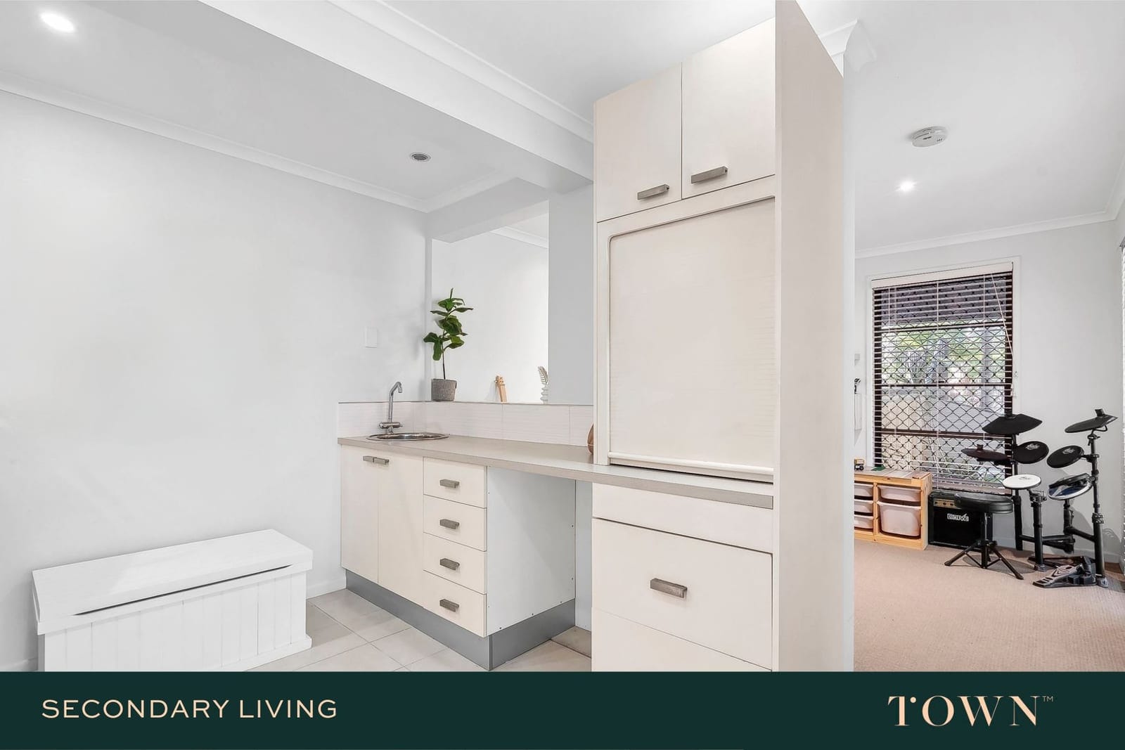 SOLD by Ollie Lehmann & Angelina Sweeney