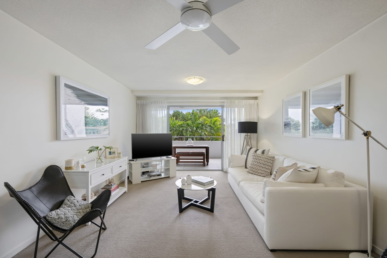 Island Lifestyle, Coastal Convenience