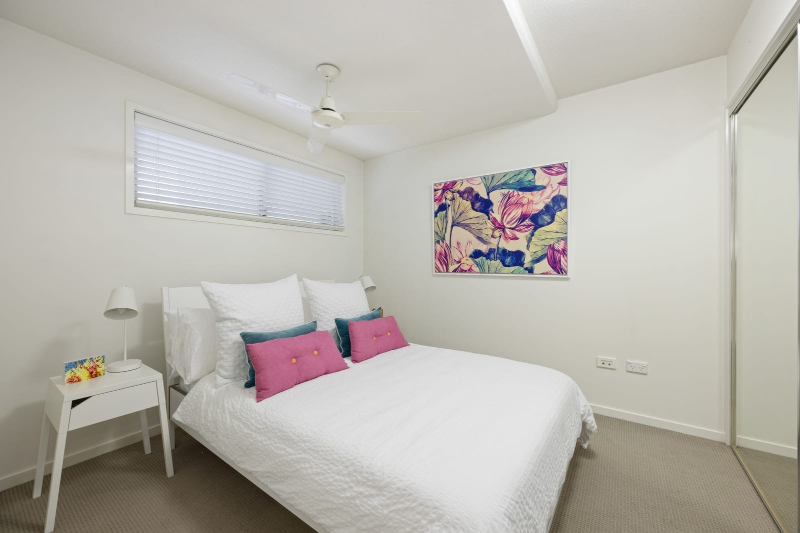 Island Lifestyle, Coastal Convenience