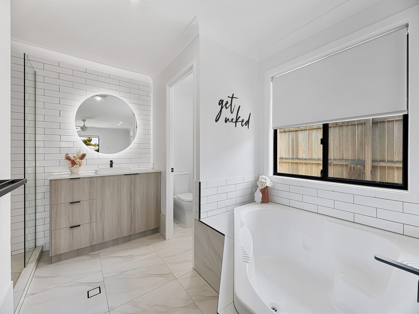Family Entertainer In Timberdale Estate
