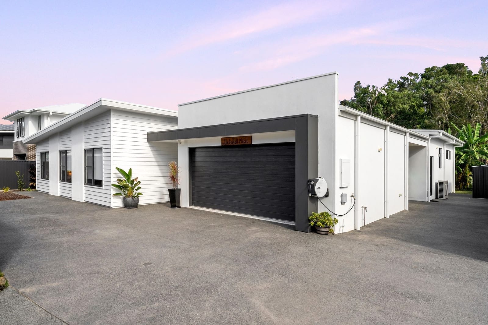 Dream Master Retreat + Natural Reserve + BUILDERS WARRANTY