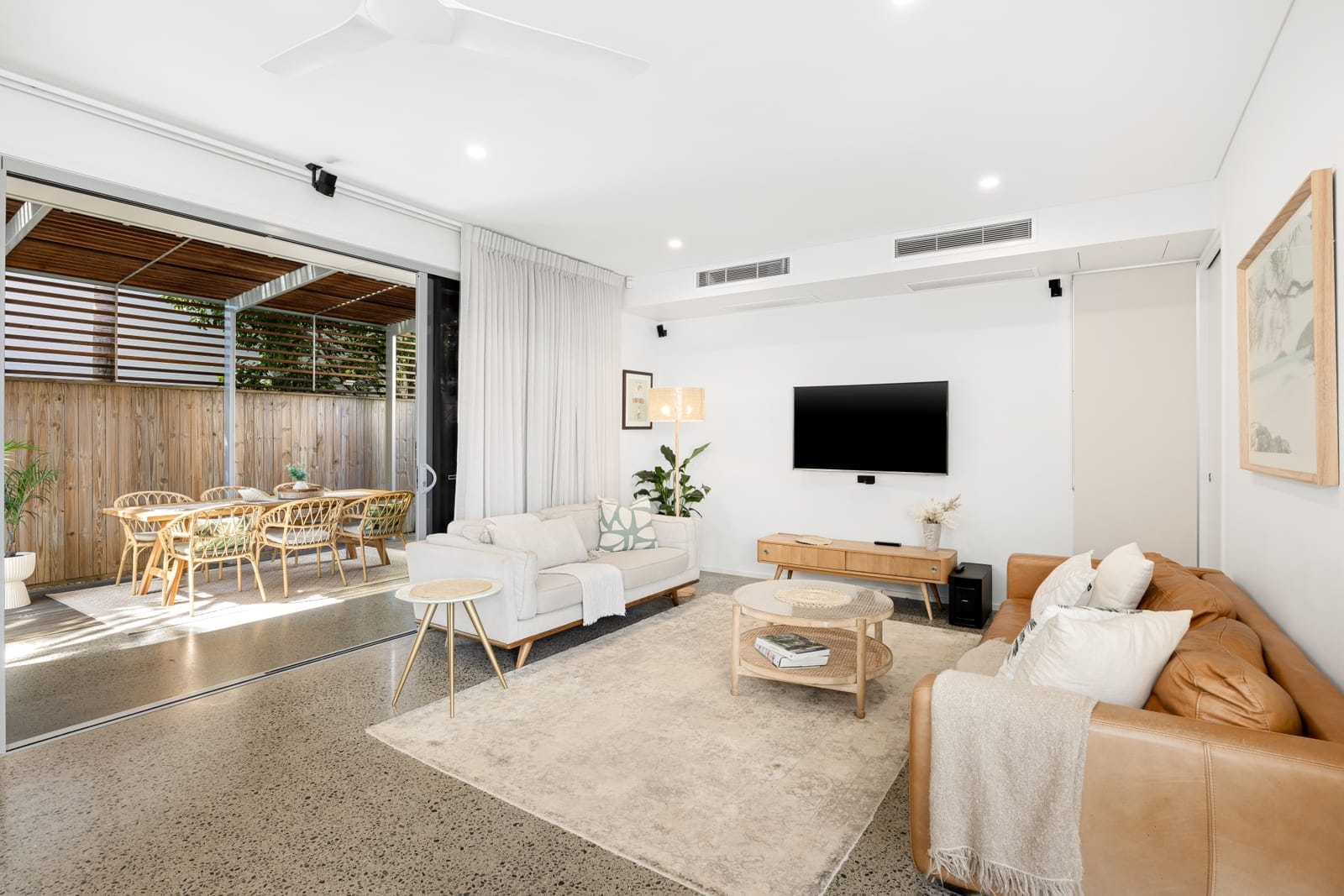 Designer Residence: Beachside Cotton Tree