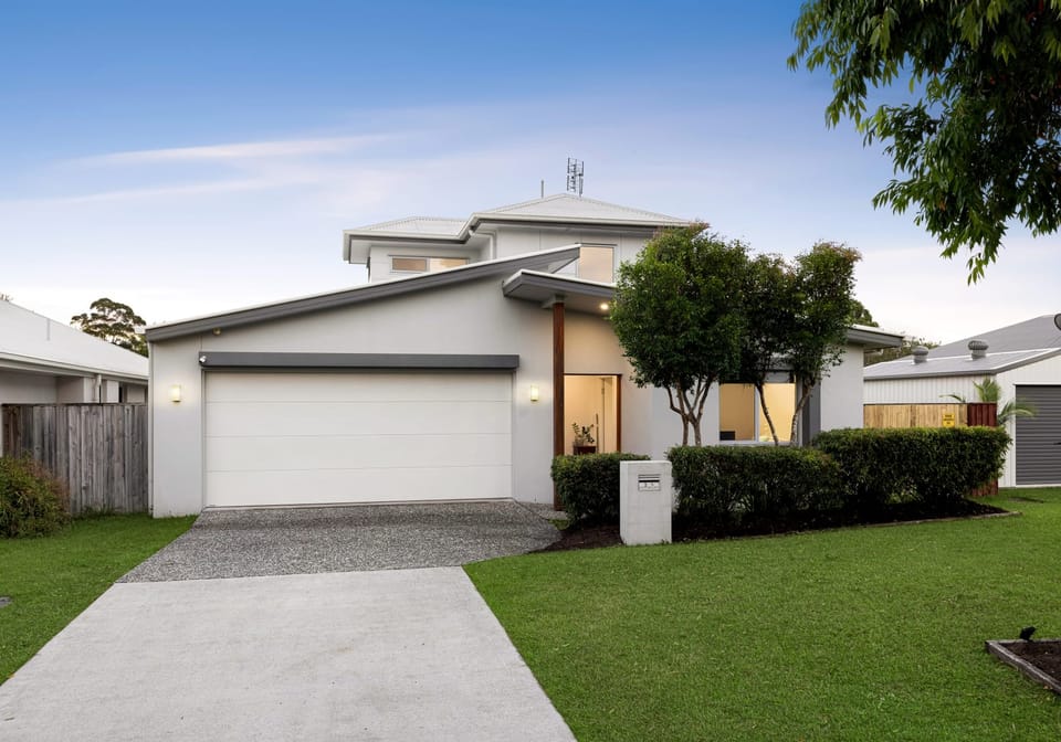 Stylish Home or Investor’s Delight!