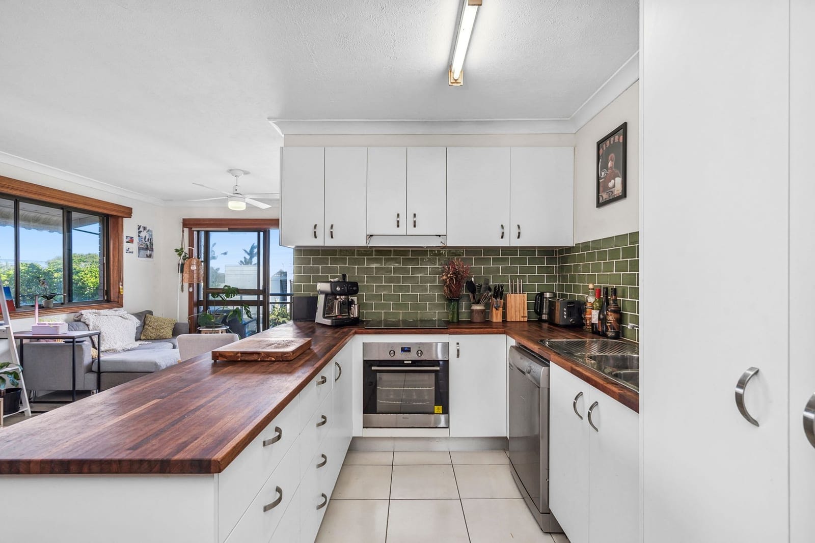 Entry Level Buying 250m to Beach