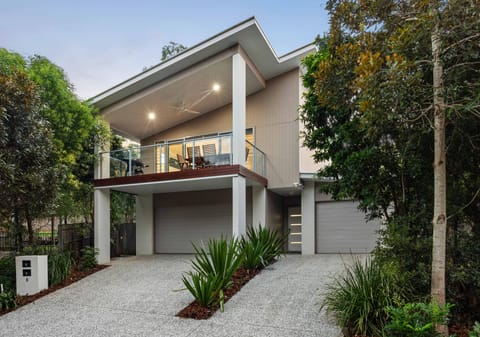 Dual Key Opportunity in Prestige Vantage Estate