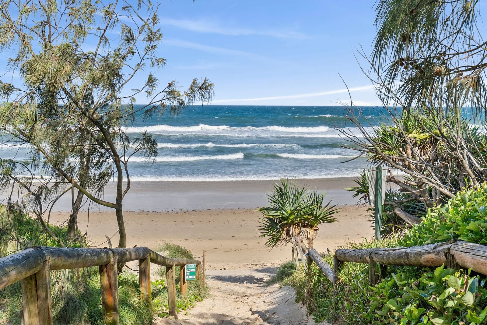 Peregian Beach Charmer in Prime Location, Dual Living, 200m from Ocean