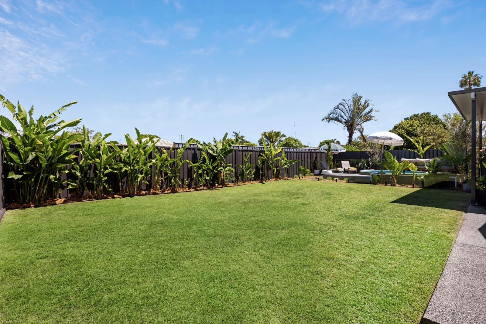 Presentation, Location, Lifestyle