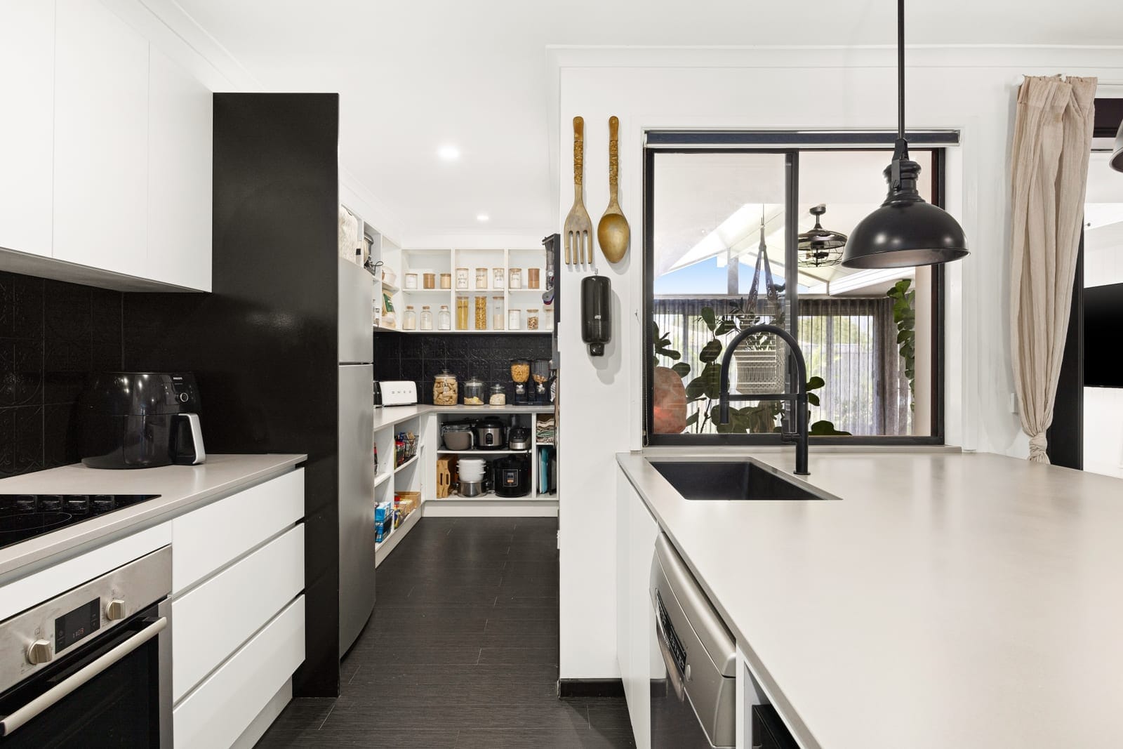 Presentation, Location, Lifestyle