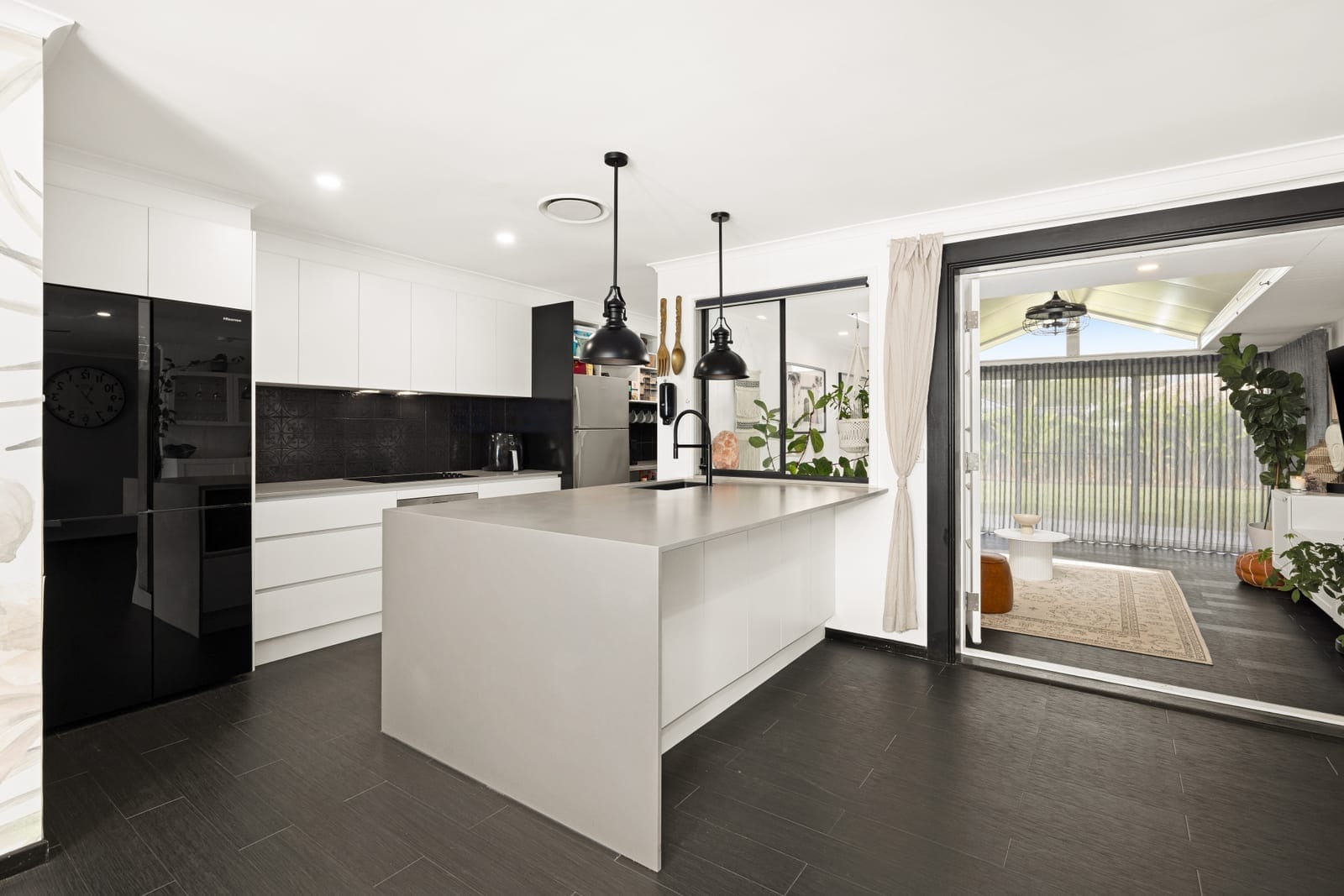 Presentation, Location, Lifestyle