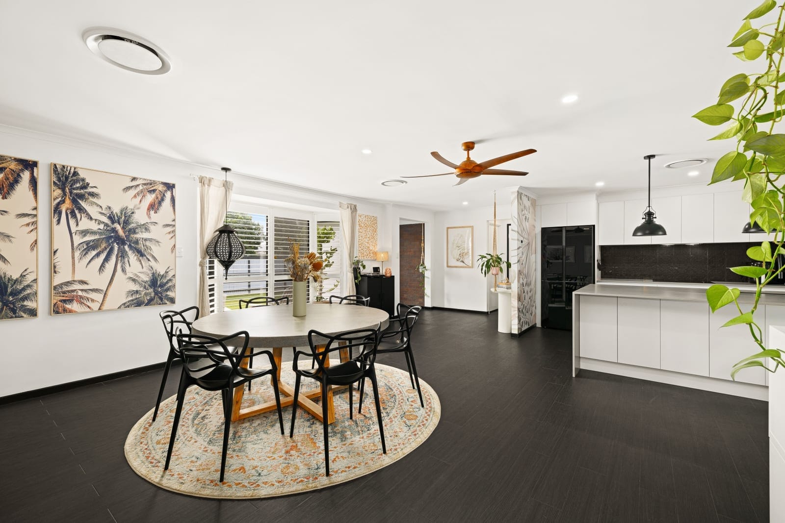 Presentation, Location, Lifestyle