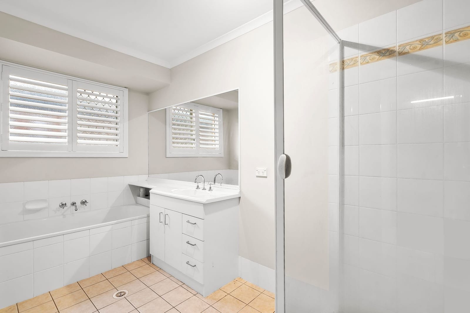 Incredible Opportunity: Dual Living Family Home With Pool!
