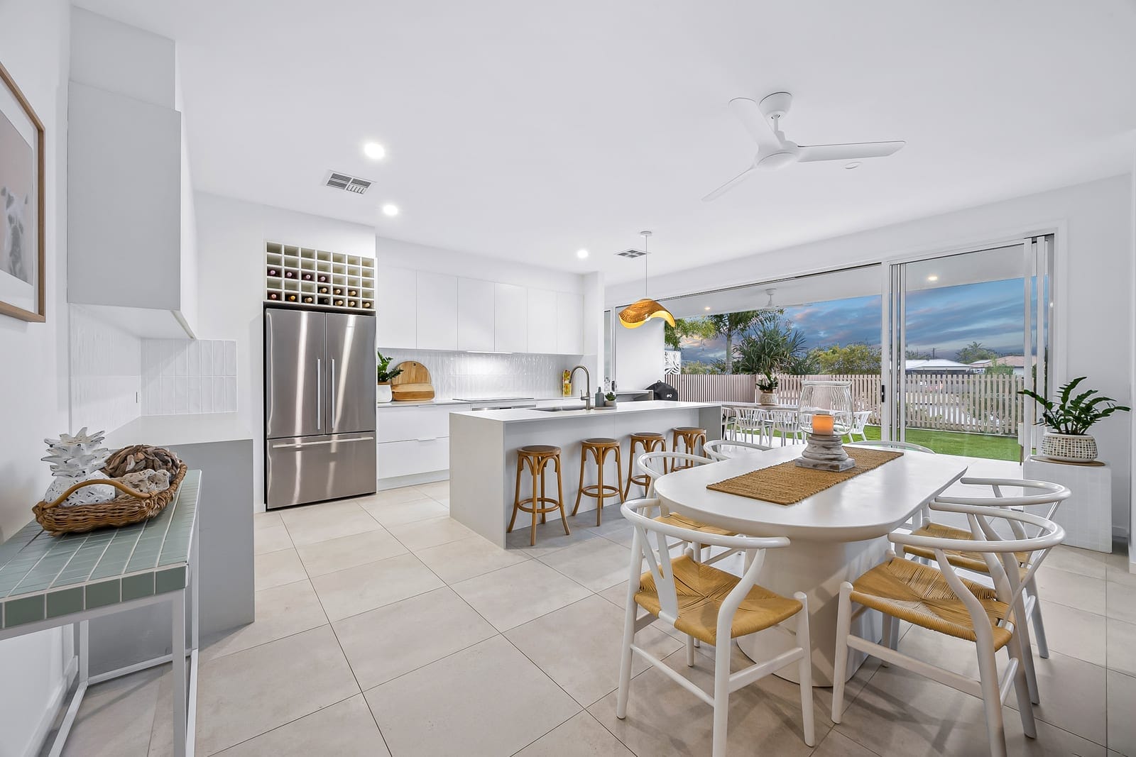 North Facing Waterfront – Ocean Access
