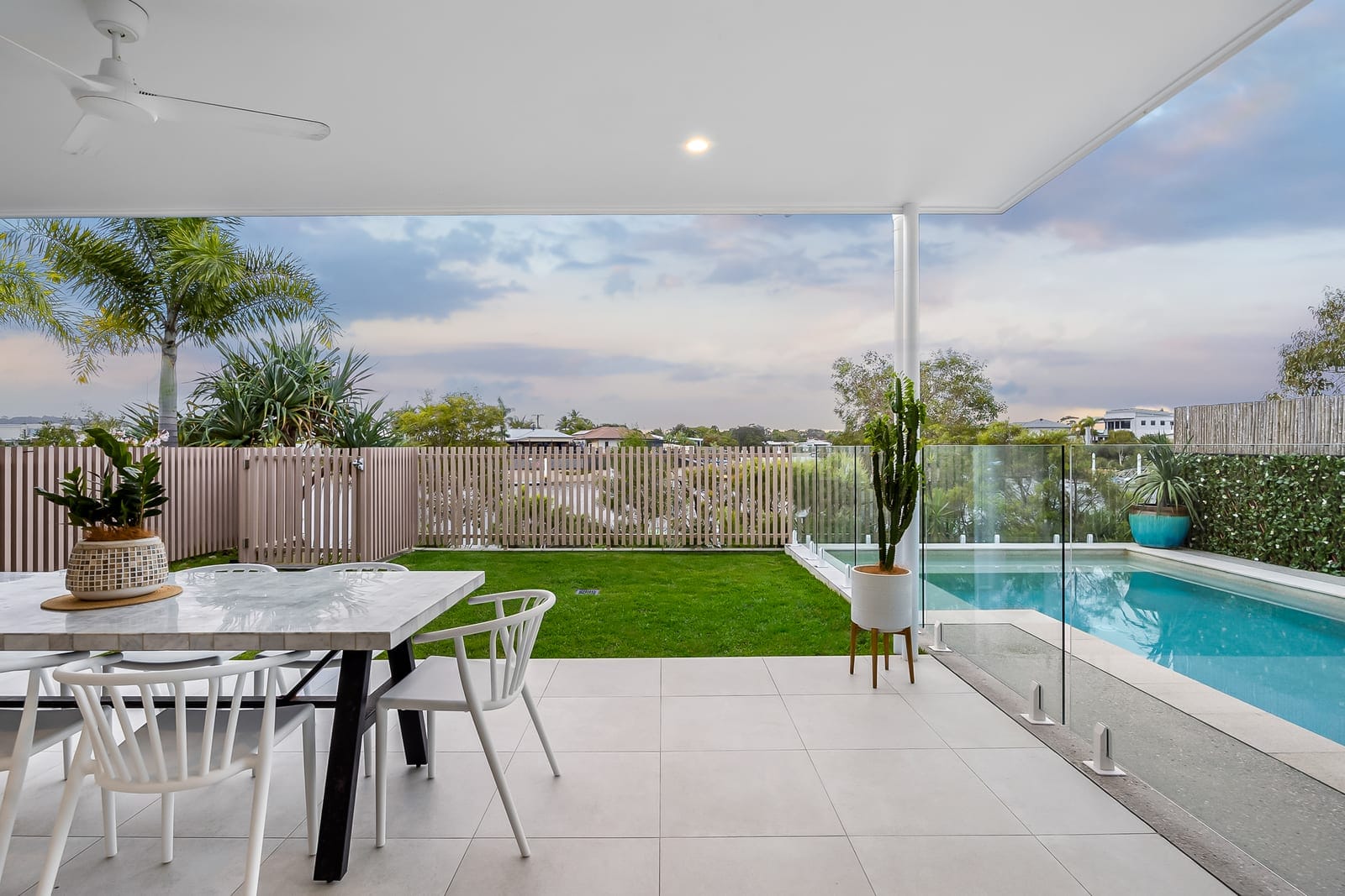 North Facing Waterfront – Ocean Access