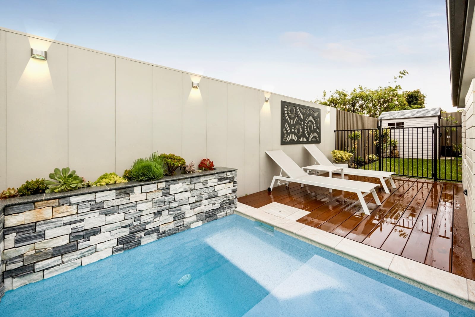 Stylish & Turn-key Ready: Just a Bike Ride to Mooloolaba Beach!