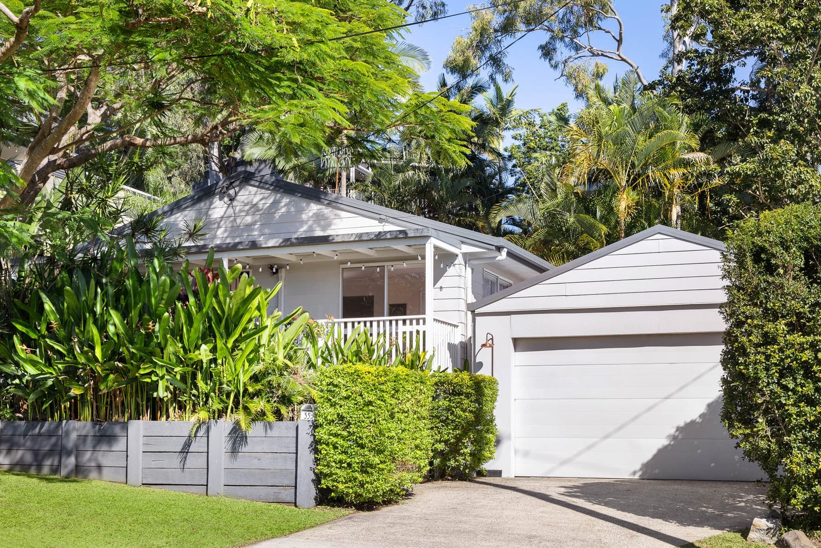 Stylish beach home ready to move in
