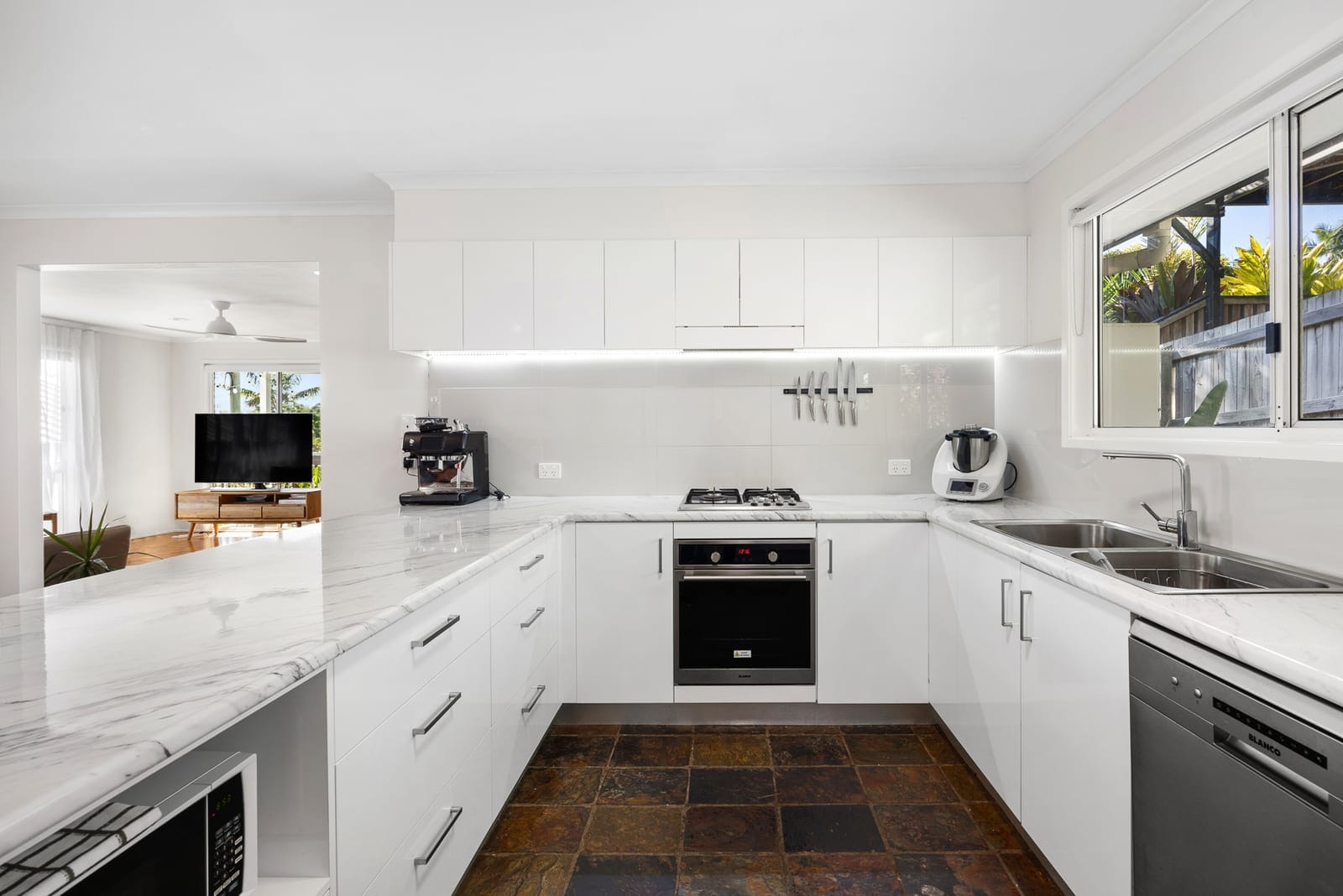 Stylish beach home ready to move in