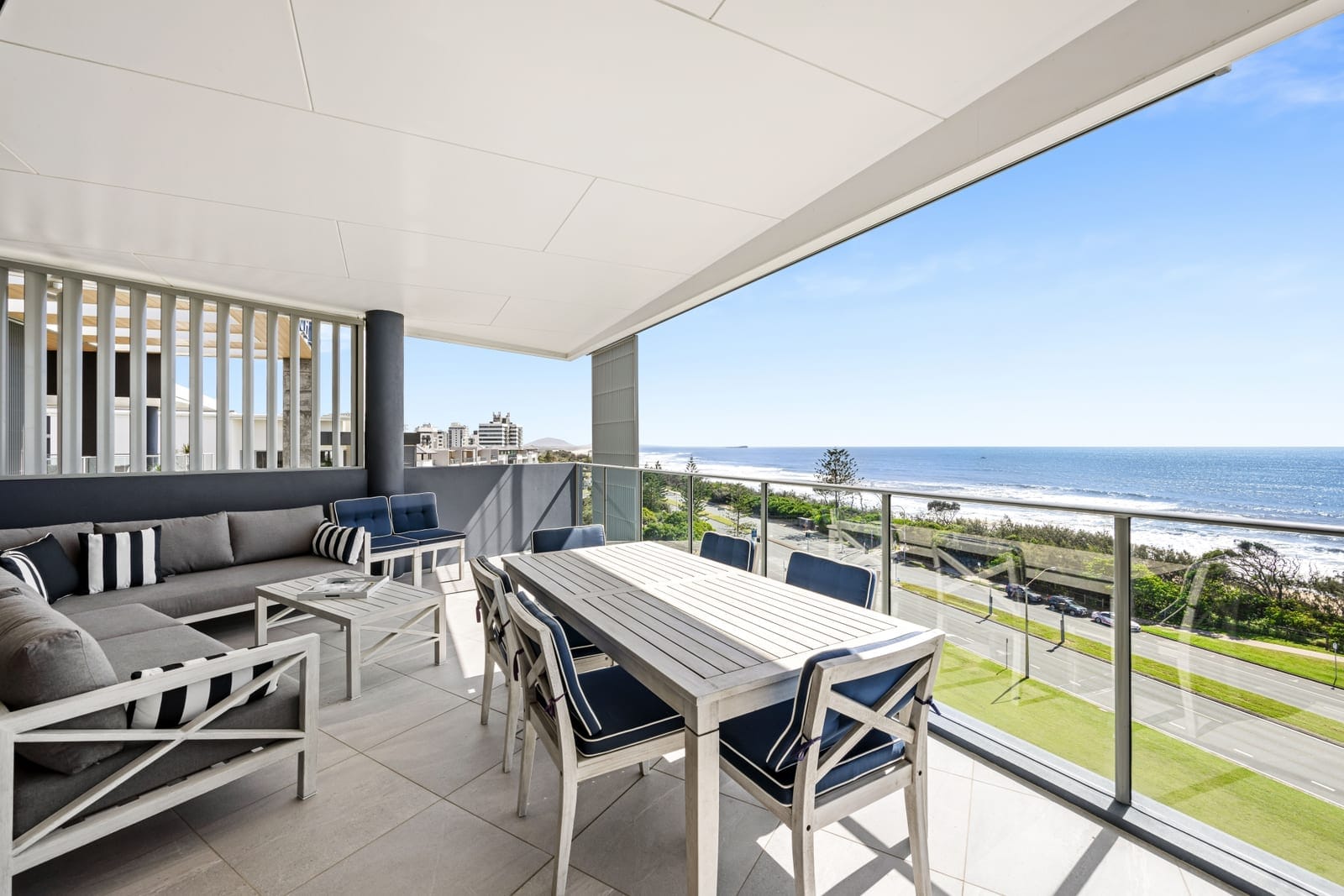 Penthouse Perfection: Sweeping Ocean Views