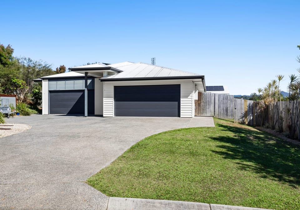 Charming 3-Bedroom Home with Modern Comforts in Woombye