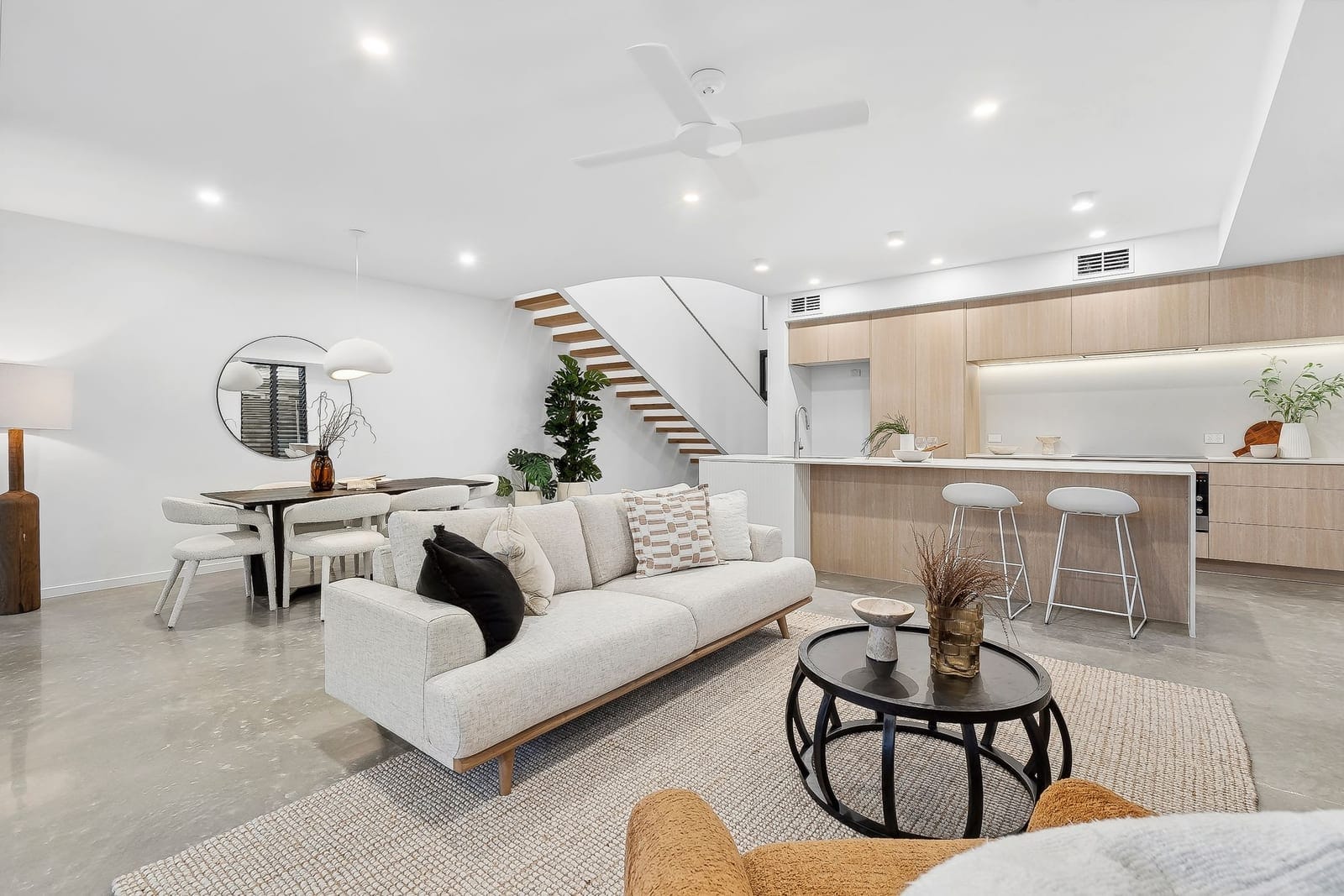 Location, Design, Lifestyle!