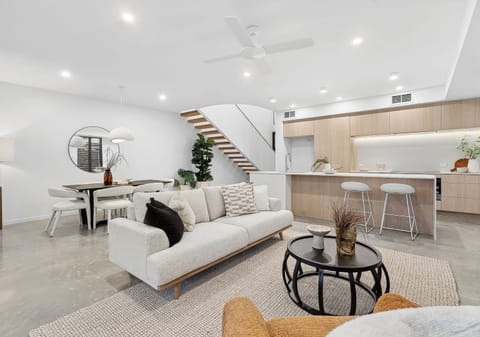 Location, Design, Lifestyle!