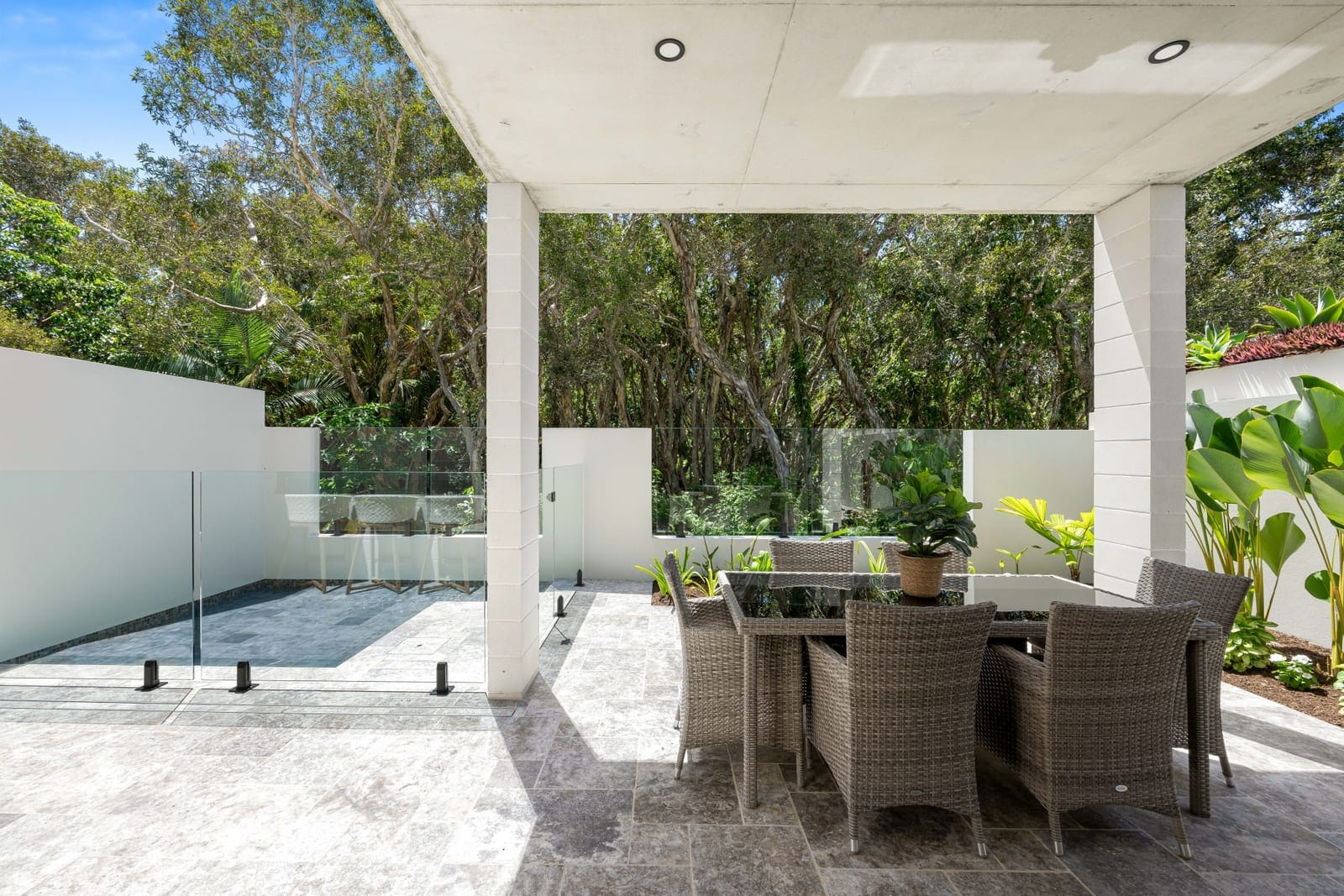 Your Sophisticated Beachfront Oasis Awaits