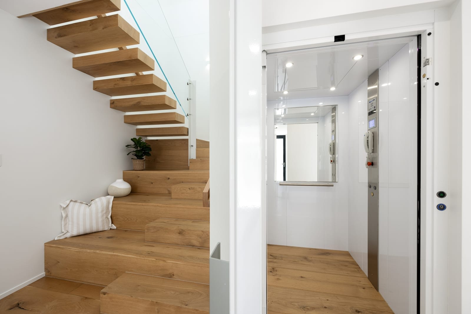 Your Sophisticated Beachfront Oasis Awaits