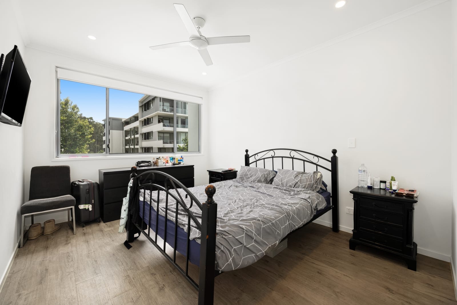 Townhouse with 2 Self-Contained Levels