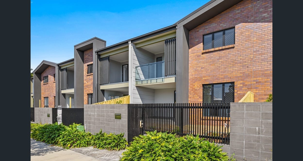 Stunning 4 Bedroom New York Style Terrace