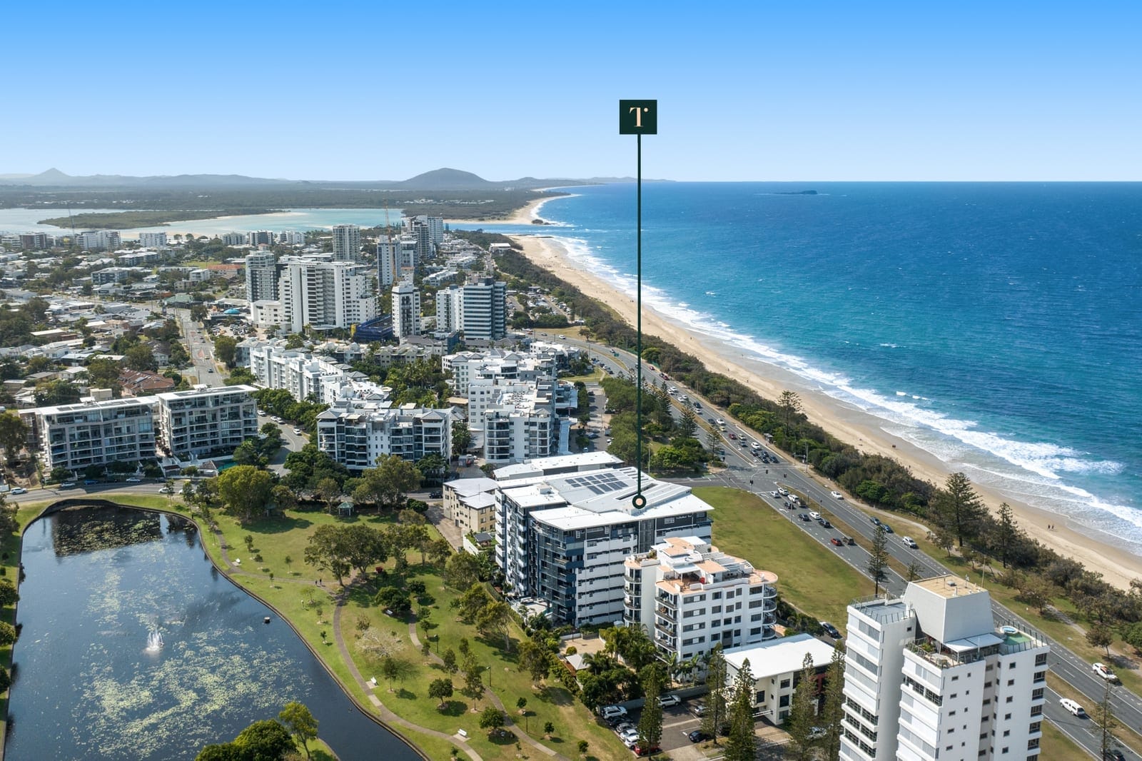Blue-chip location: Views & Convenience