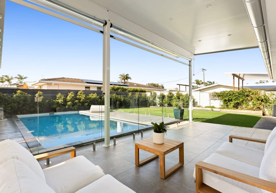 Presentation, Location, Lifestyle
