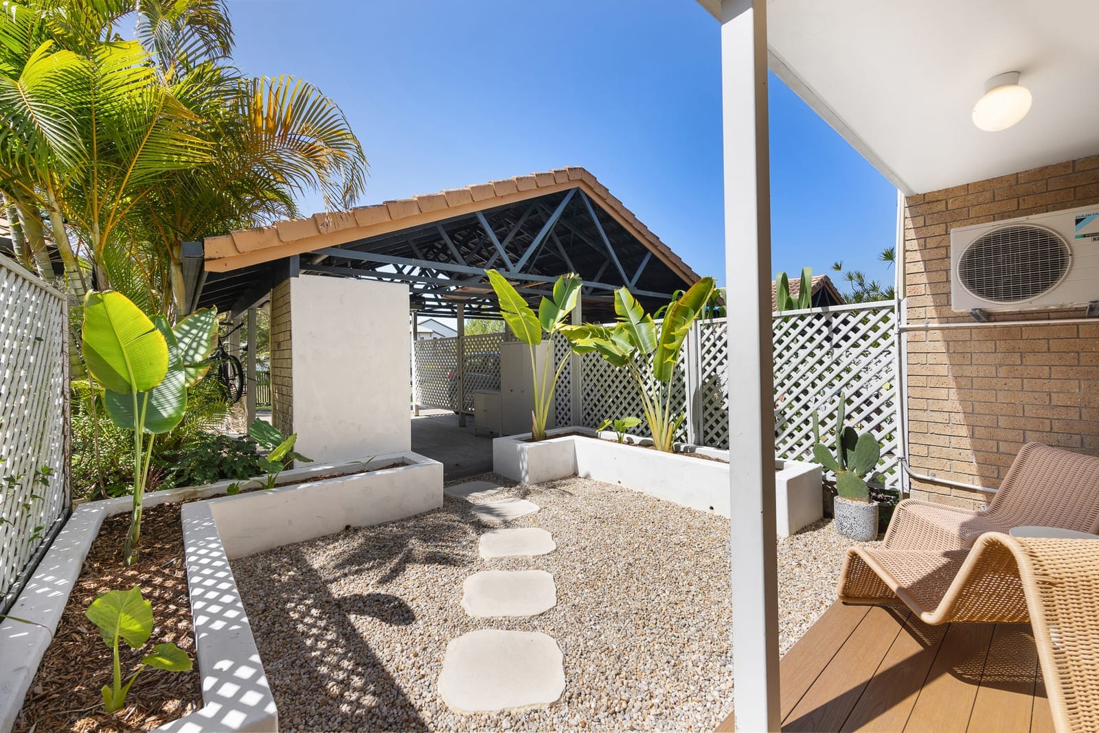 Chic, North-Facing Townhome in Prime Coastal Location