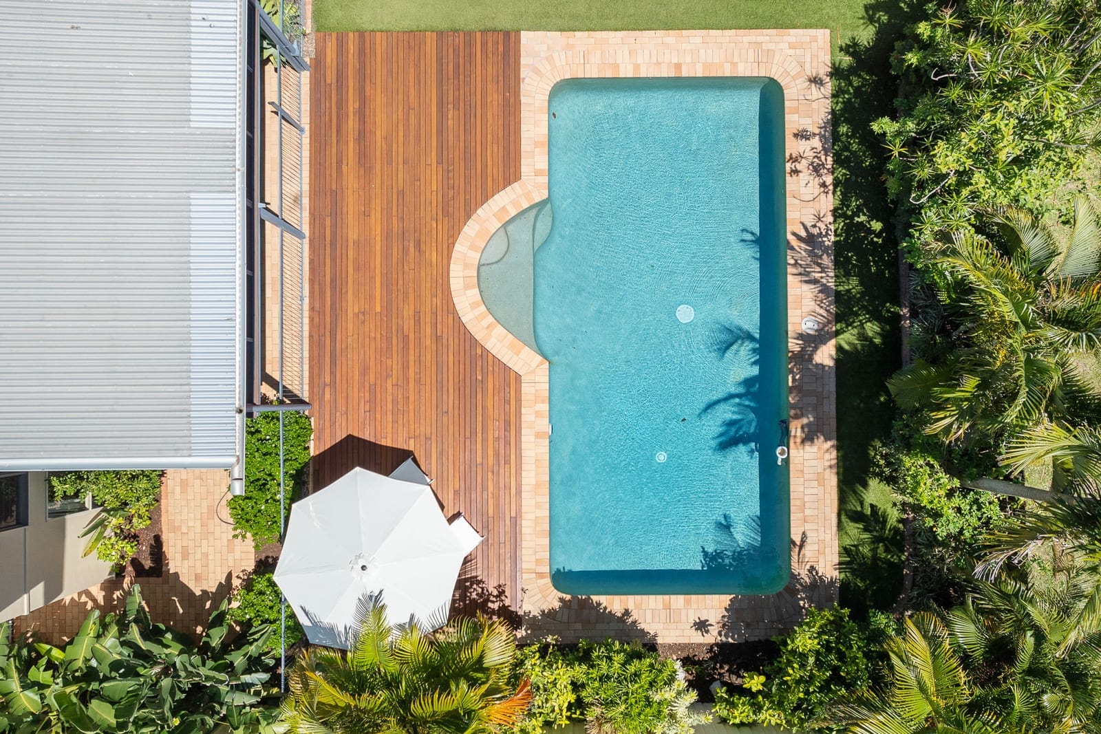 Beautiful Oasis In The Heart Of Coolum